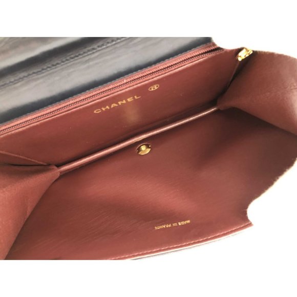 Vintage Chanel Single Flap Purse - Picture 6 of 17